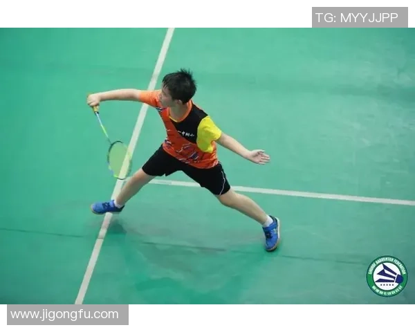 周敏独家揭秘羽毛球技巧与心得分享助你提升竞技水平